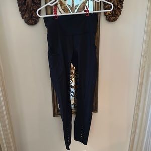 Lululemon black xs leggings